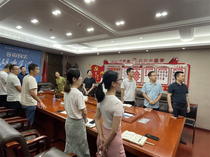 星泽机电召开月度会议 激励员工成长 共筑企业辉煌